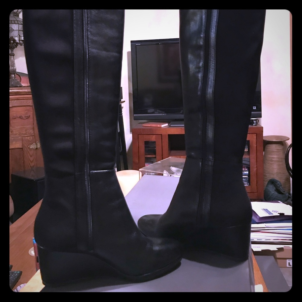 Vince Camuto leather Alexila OTK wedge boot 8m